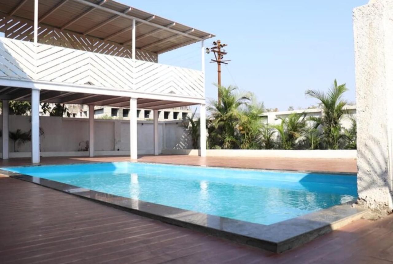 Lion'S Cage Villa Igatpuri Exteriör bild